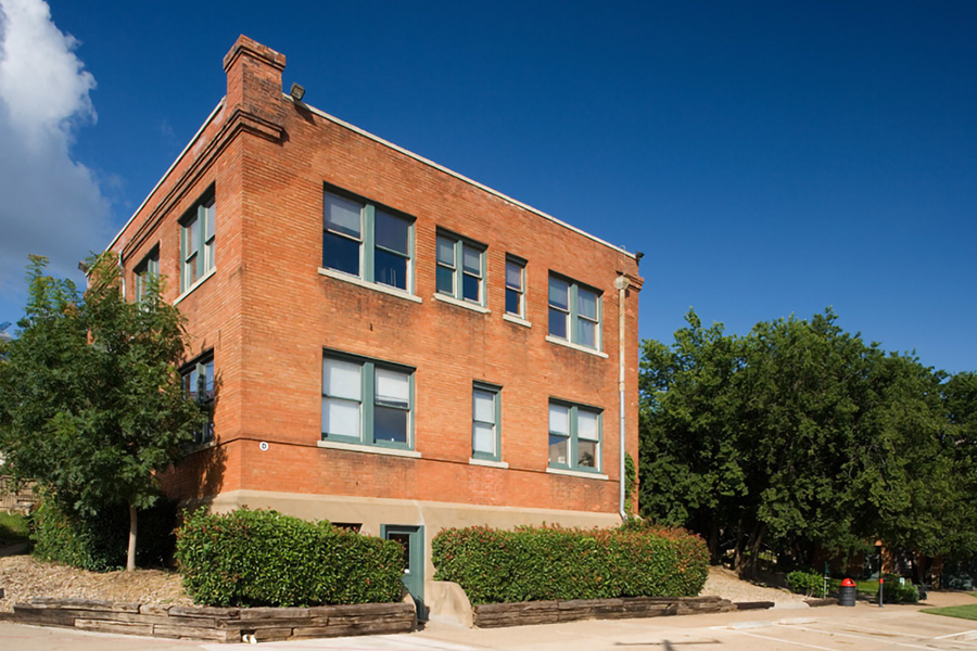 Vintage Bldg - Exterior